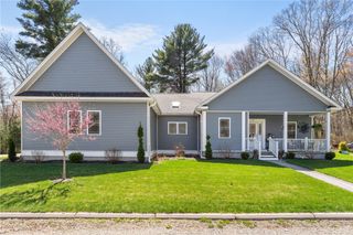 40 Lloyd Bowen Court, Glocester, RI 02814