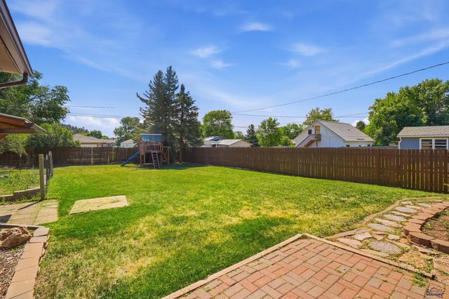 802 ROBAIX DR, Rapid City, SD 57702