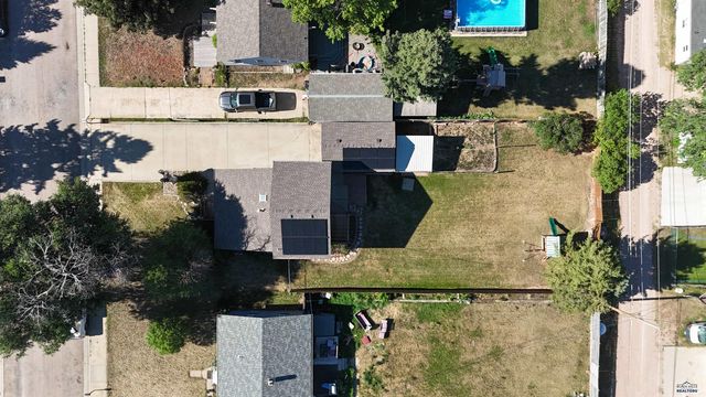 802 ROBAIX DR, Rapid City, SD 57702