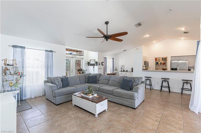 3806 1st TER, Cape Coral, FL 33991
