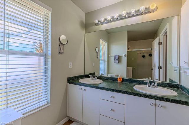3806 1st TER, Cape Coral, FL 33991