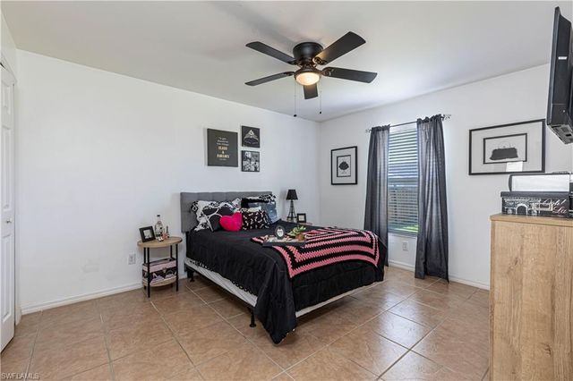 3806 1st TER, Cape Coral, FL 33991