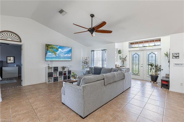 3806 1st TER, Cape Coral, FL 33991