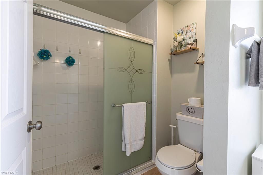 Image 17 of property listing at 3806 1st TER, Cape Coral, FL 33991