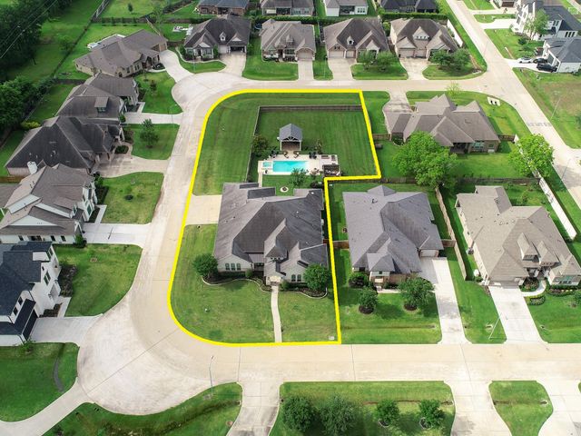 32807 Winslow Drive, Fulshear, TX 77441