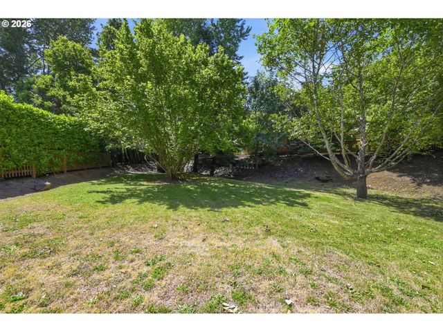 4398 SPRING MEADOW Ave, Eugene, OR 97404