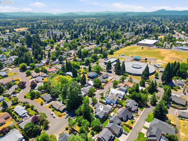 4398 SPRING MEADOW Ave, Eugene, OR 97404