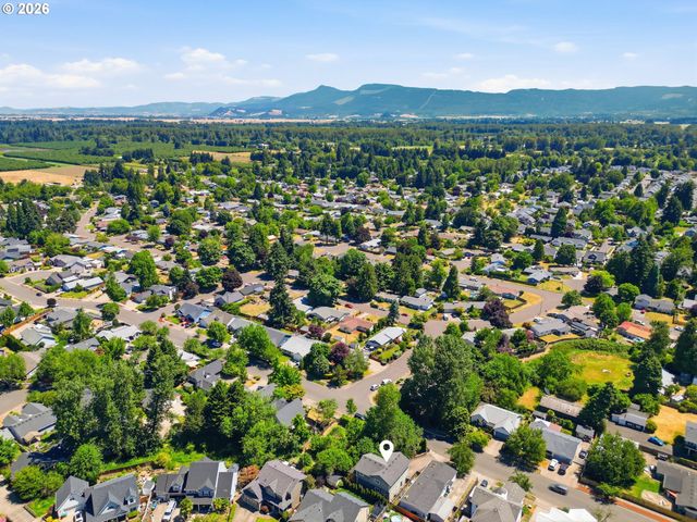 4398 SPRING MEADOW Ave, Eugene, OR 97404