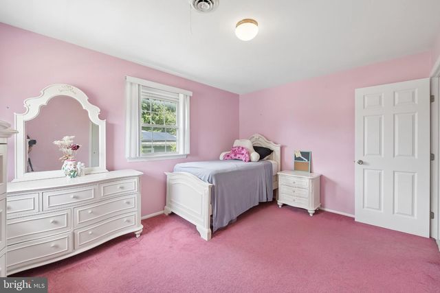 10 PASADENA DR, Hamilton, NJ 08619