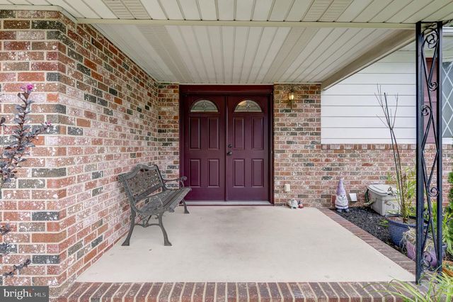 10 PASADENA DR, Hamilton, NJ 08619