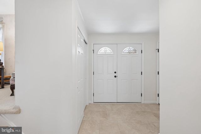 10 PASADENA DR, Hamilton, NJ 08619