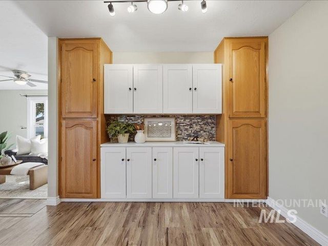 13430 Dunn Dr, Caldwell, ID 83607