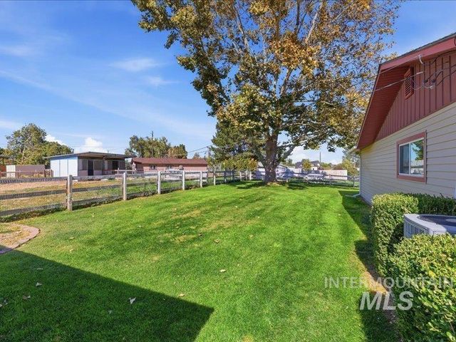 13430 Dunn Dr, Caldwell, ID 83607