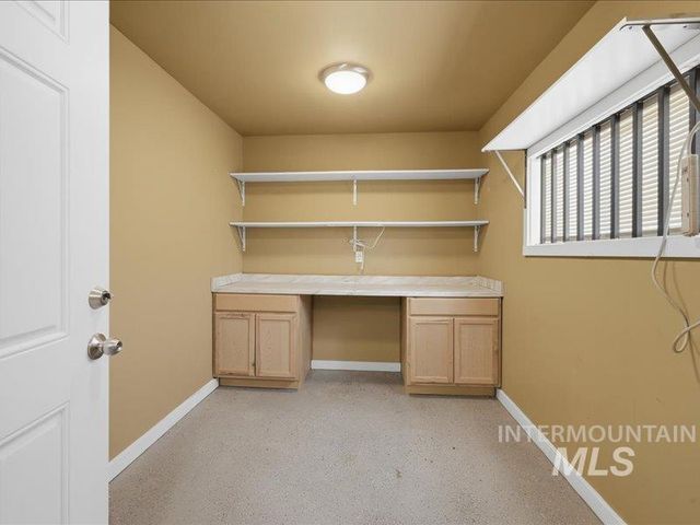 13430 Dunn Dr, Caldwell, ID 83607