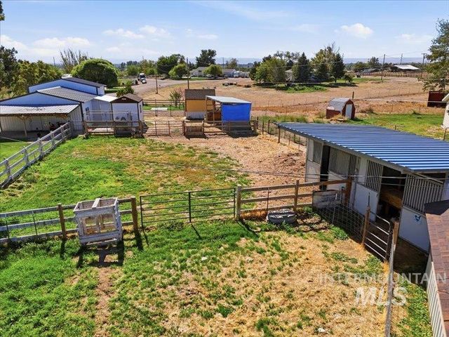 13430 Dunn Dr, Caldwell, ID 83607