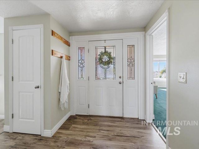 13430 Dunn Dr, Caldwell, ID 83607
