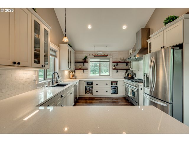 3447 OLD LEWIS RIVER Rd, Woodland, WA 98674