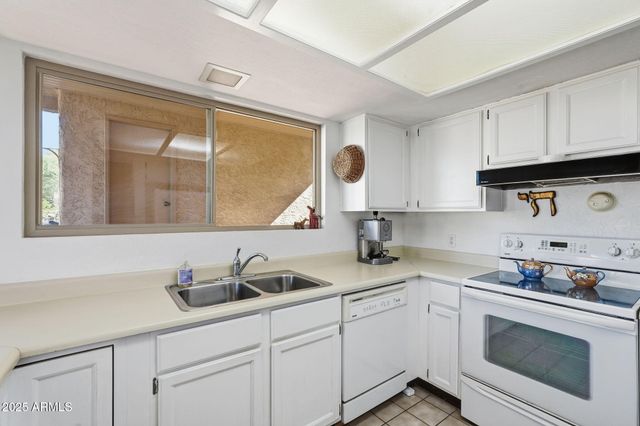 9107 E AVENIDA LAS NOCHES --, Gold Canyon, AZ 85118