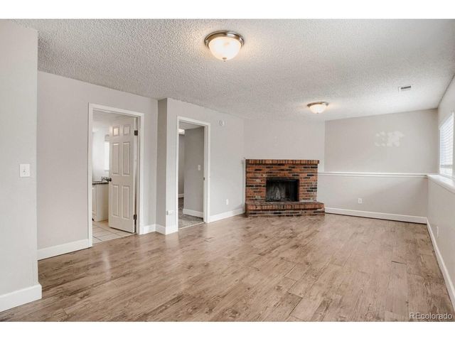 2061 S Richfield St, Aurora, CO 80013