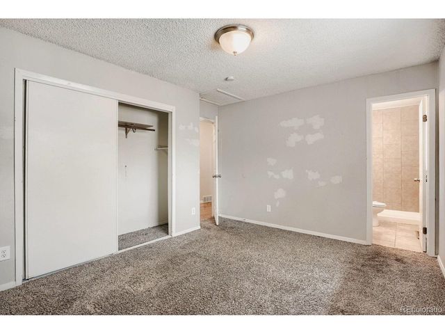 2061 S Richfield St, Aurora, CO 80013