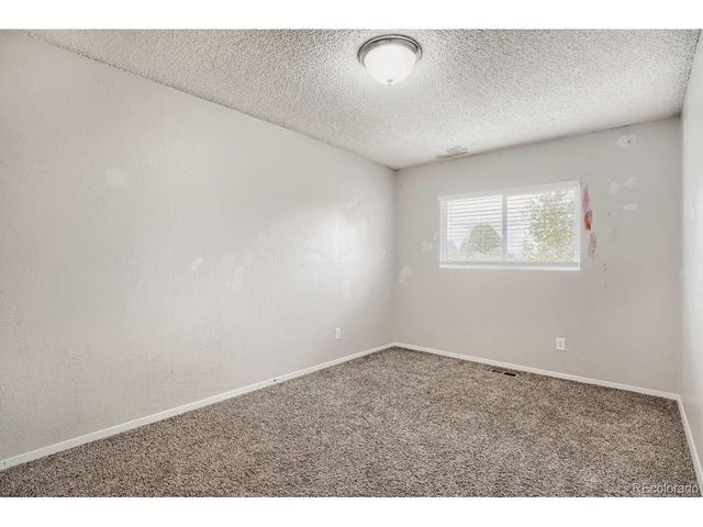 2061 S Richfield St, Aurora, CO 80013