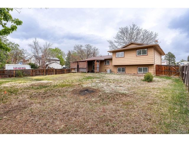 2061 S Richfield St, Aurora, CO 80013