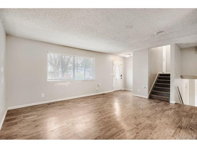 2061 S Richfield St, Aurora, CO 80013
