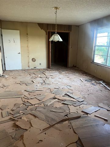 23318 County Road 459, Mineola, TX 75773