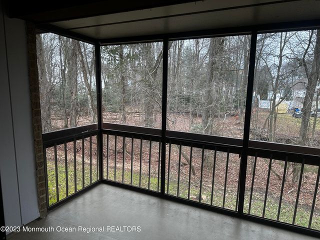 5 Pine Cluster Circle J, Manalapan, NJ 07726