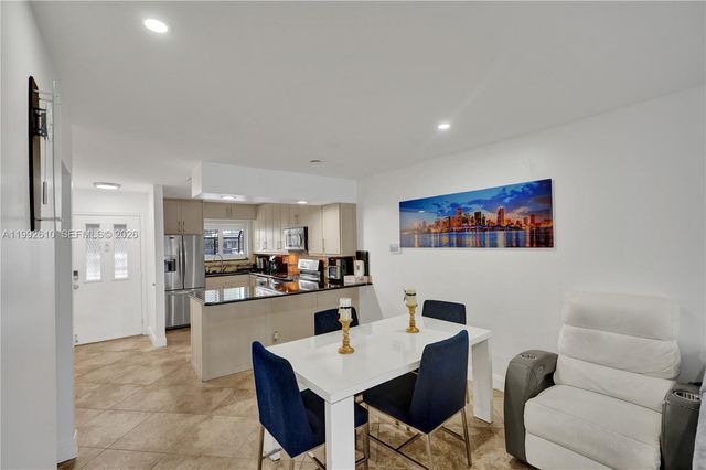 707 Banks Rd, Margate, FL 33063