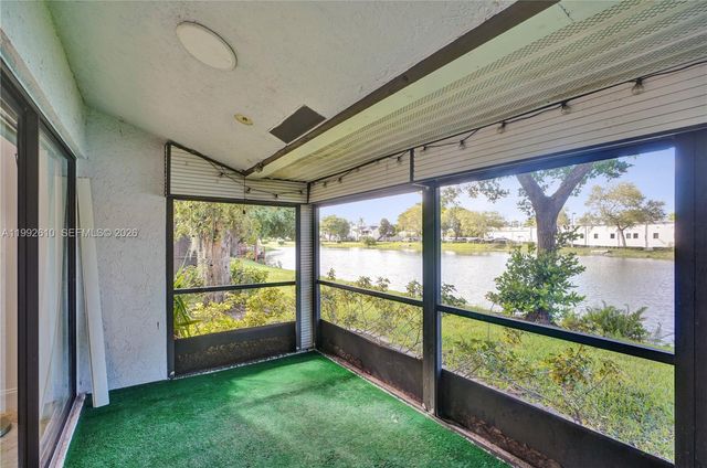 707 Banks Rd, Margate, FL 33063