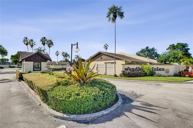 707 Banks Rd, Margate, FL 33063