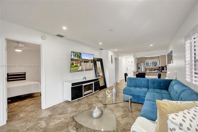 707 Banks Rd, Margate, FL 33063