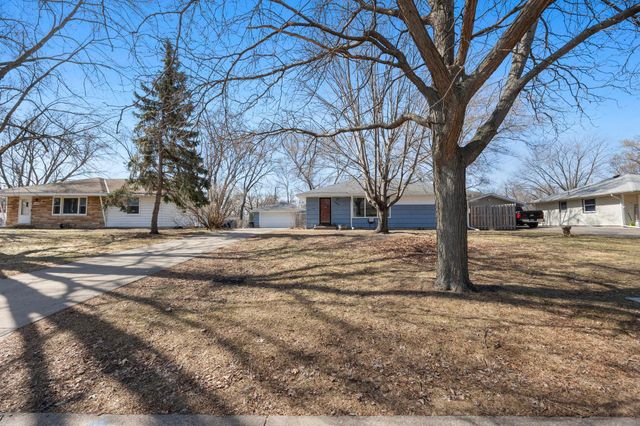 11824 Larch Street NW, Coon Rapids, MN 55448