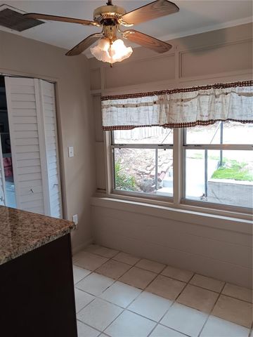 929 E CITRUS AVENUE, Eustis, FL 32726