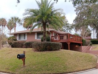 929 E CITRUS AVENUE, Eustis, FL 32726