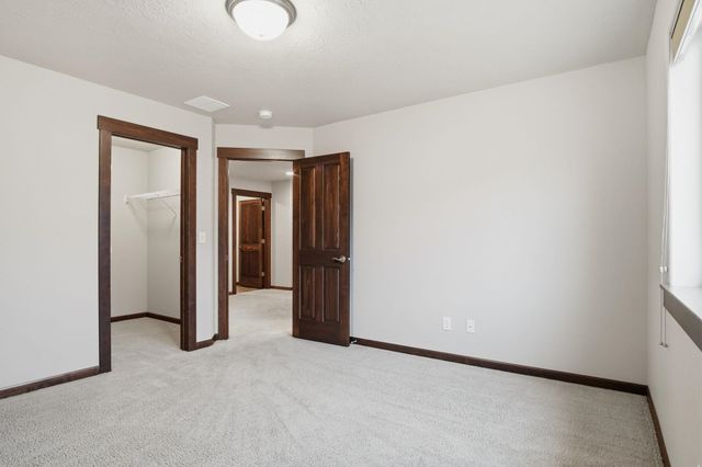 2120 S Selkirk Dr, Spokane Valley, WA 99016