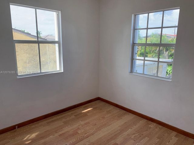 200 NW 34th Avenue, Miami, FL 33125