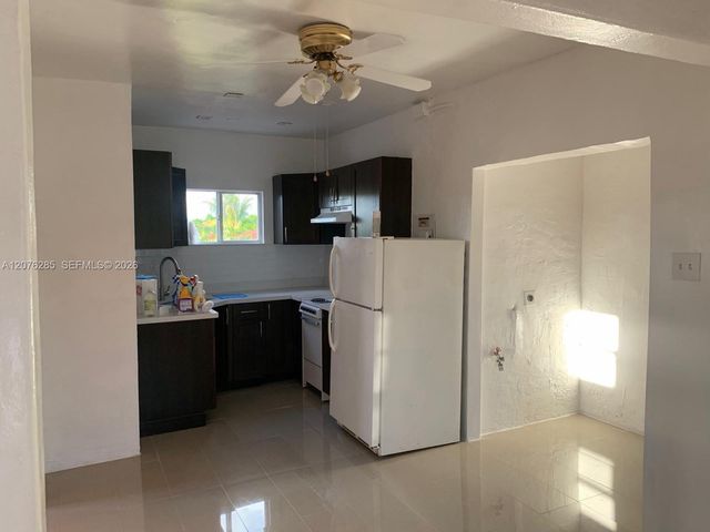 200 NW 34th Avenue, Miami, FL 33125