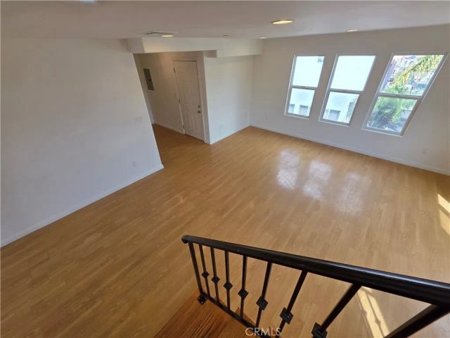 5321 Auckland 1, North Hollywood, CA 91601