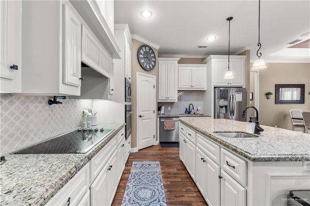 2311 Gregg Drive, Edinburg, TX 78542