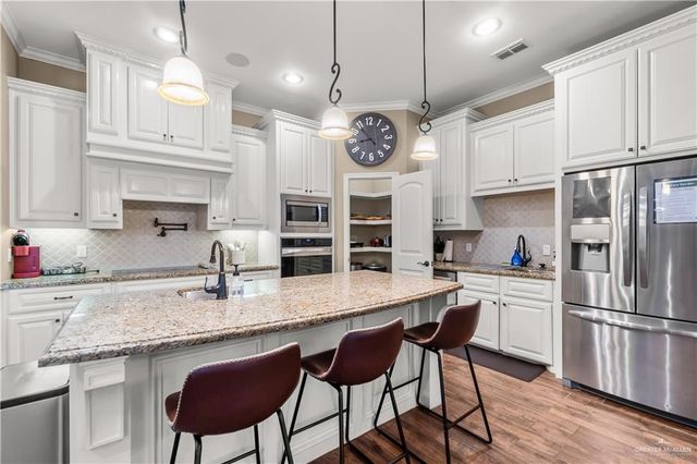 2311 Gregg Drive, Edinburg, TX 78542