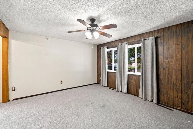 2608 Denver Blvd, Pueblo, CO 81003