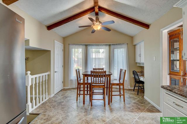 3718 Burr Oak Drive, Bellevue, NE 68123