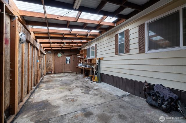 147 E Wood Avenue, Morton, WA 98356