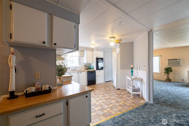 147 E Wood Avenue, Morton, WA 98356