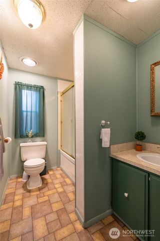 147 E Wood Avenue, Morton, WA 98356