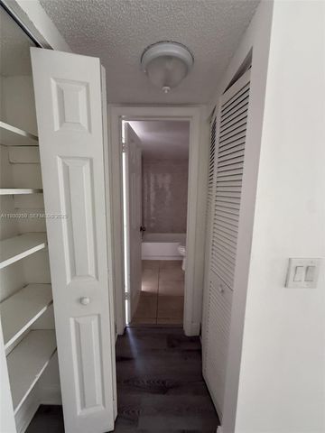 19729 SW 114th Avenue 251, Miami, FL 33157