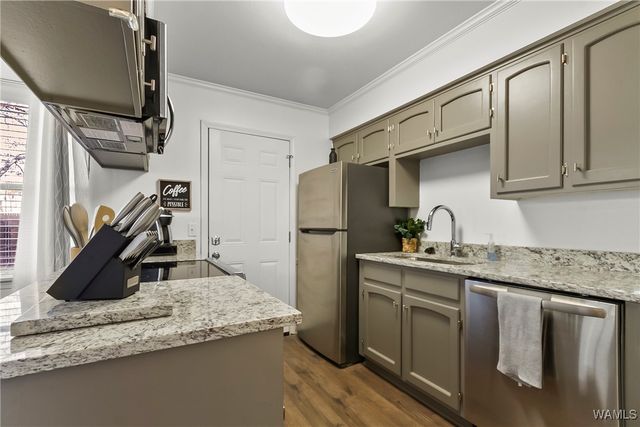 1054 Fairfax, Tuscaloosa, AL 35406