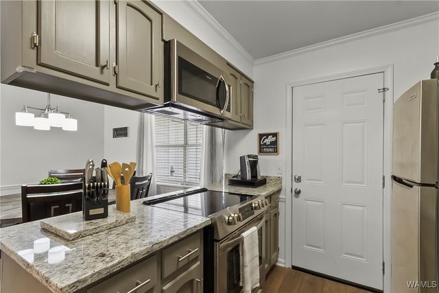 1054 Fairfax, Tuscaloosa, AL 35406